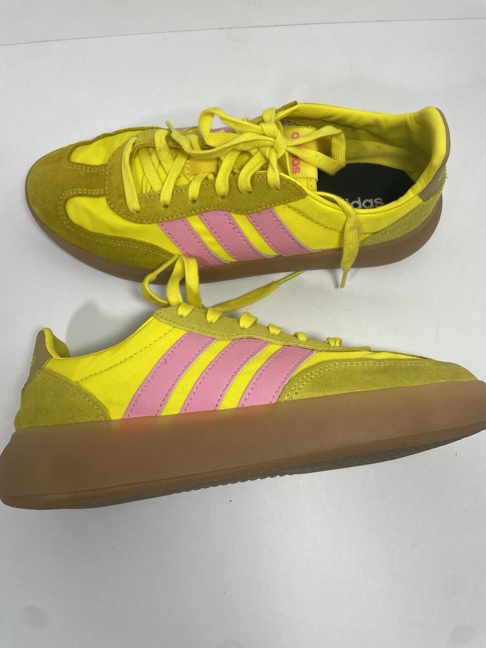 Adidas Women's Barreda Decode Sneakers In Vibrant Yellow and Pink Size 7.5 US